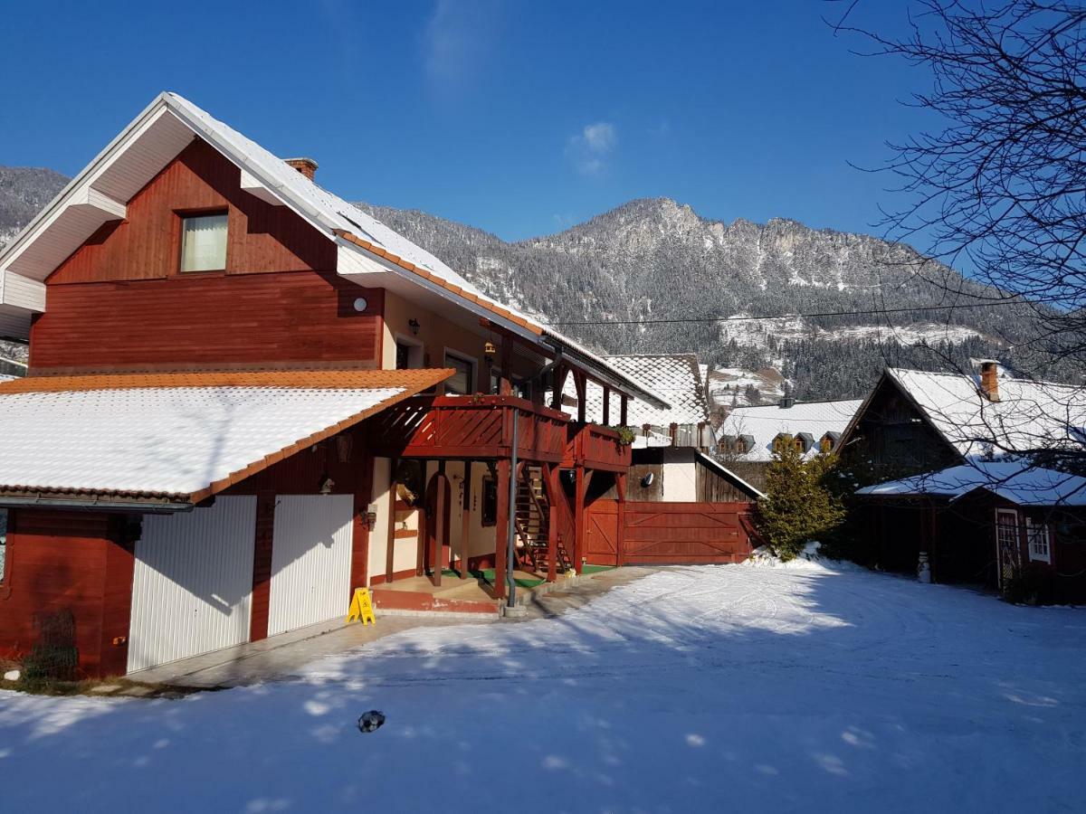 Zajcek Apartma Mojstrana Luaran gambar